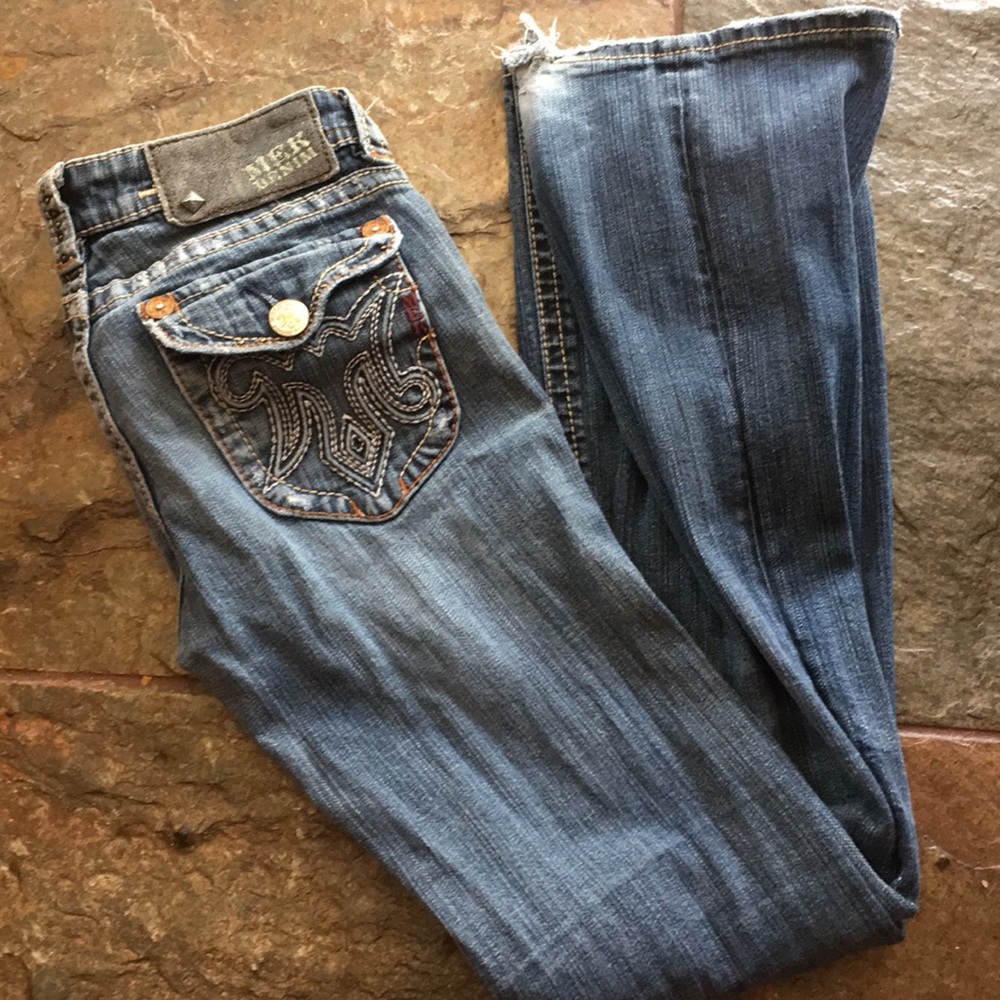 The BUCKLE MEK Women's Size: 26. Denim Jeans.